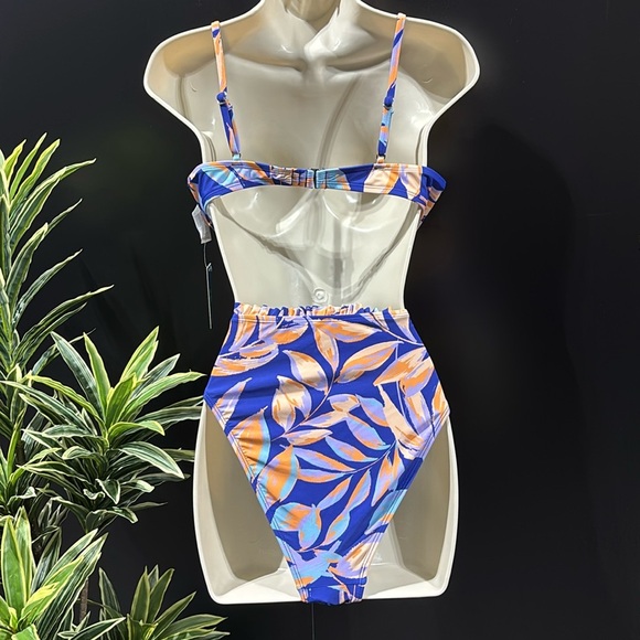 Cupshe High Waist ruffle trim,removable pads bralette top,adjustable straps - Picture 3 of 13